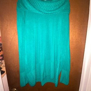 Jaclyn Smith sweater